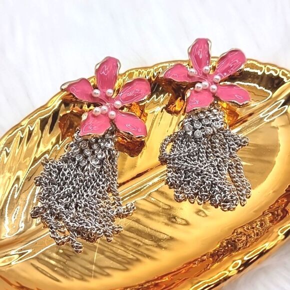 New ZARA Charisma flower chain fringe rhinestone dangle earrings - Picture 3 of 13